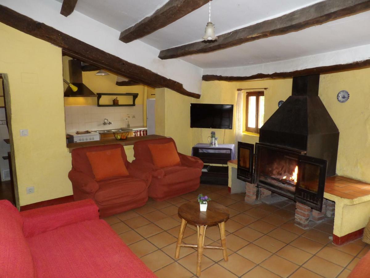 El Moli D'En Sola-Allotjaments Rurals La Vall de Bianya Exterior foto